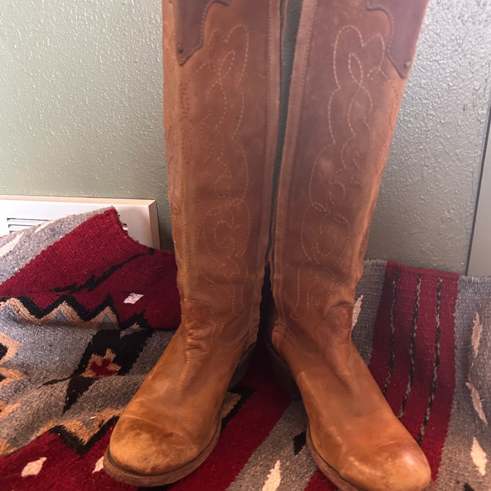 Corral Tan Leather Heeled Boots